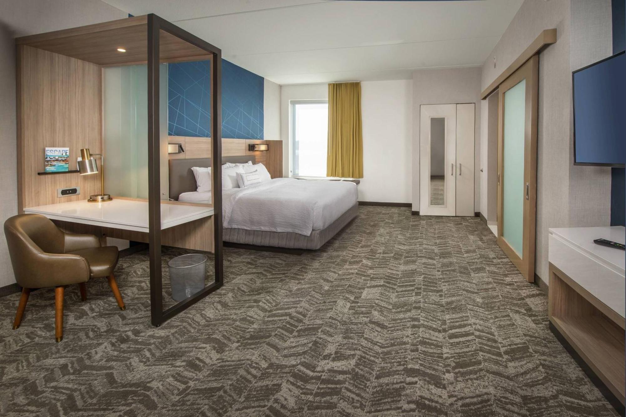Springhill By Marriott Haymarket 3*